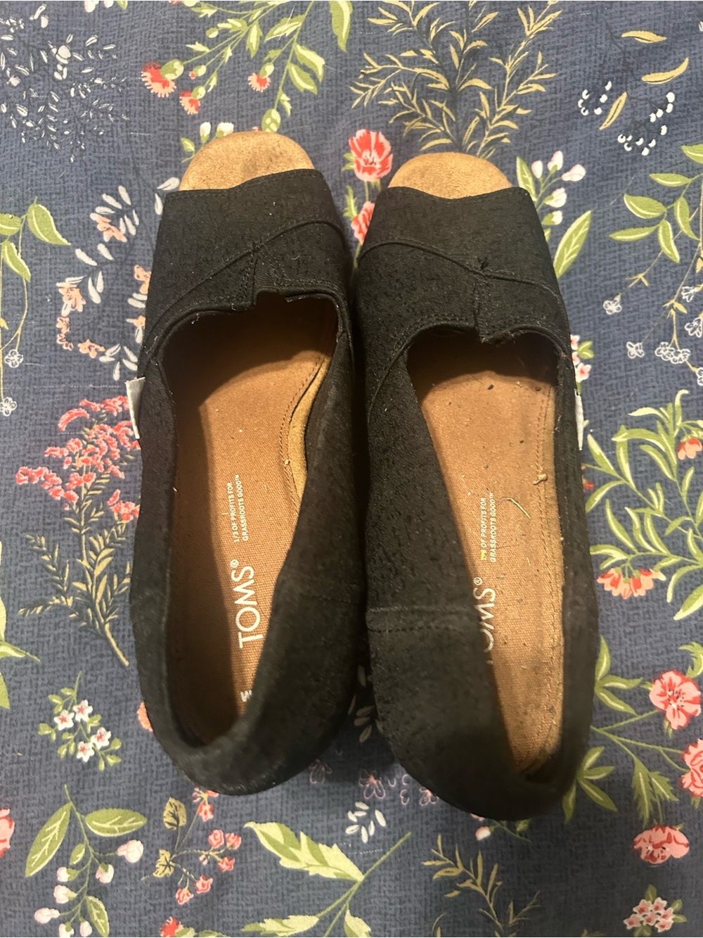 Toms Black Women's Open-Toe Canvas Slip-On Wedges